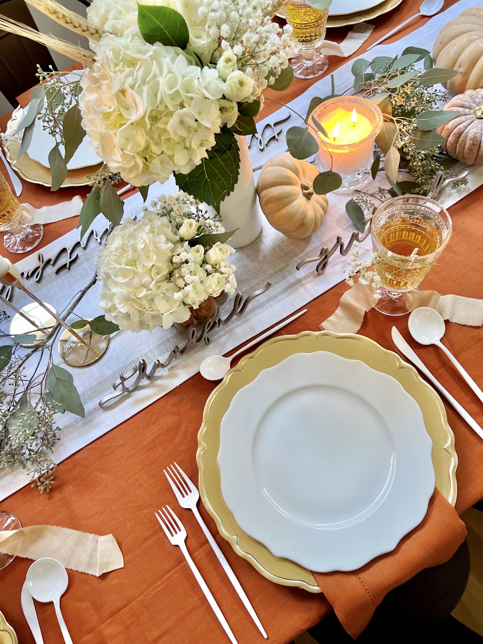 Pop of Gold - A Party Styling & Inspiration Resource